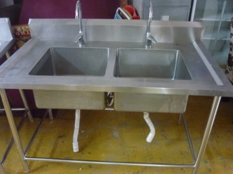 Used Stainless Steel Equipment-Stainless Steel 2 Tank Water Basin with Tap